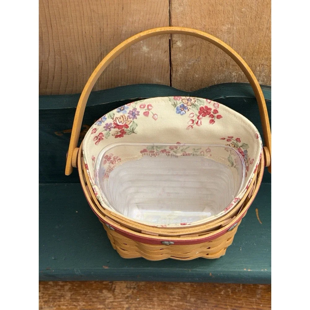 2001 Longaberger Sweetheart Love Notes Basket With Plastic Liner Wall Pocket